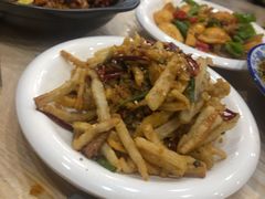 -江城燕子大排档(江汉路步行街店)