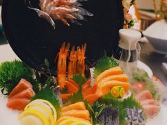 -鼎泰亨·海鲜牛肉餐厅(滨江店)