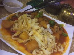 -维吾尔餐厅(宜山路店)