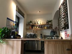 -WOW coffee