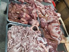 -标记美食新鲜猪杂(兴南大道店)