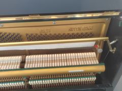 -聚龙楼农家大院-停车场