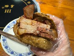 -老天桥酱肉烧饼夹肘子(天桥店)