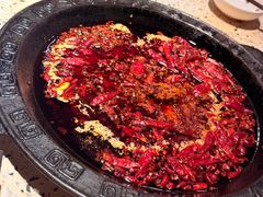 -红九格老火锅(三峡广场店)