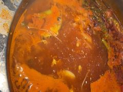 -野山舂·贵州现舂酸汤火锅(鸿通城店)