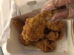 -BHC炸鸡(明洞总店)