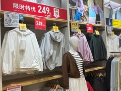 -优衣库(上海颛桥万达广场店)