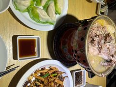 -关东小磨东北菜(上海长风大悦城店)