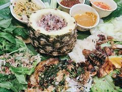 -沐毫傣泐云南菜孔雀宴•手抓饭傣味烧烤(曼听公园店)