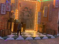 -王府井奥莱临潼小镇(临潼店)