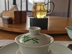 -荷风细雨·中国茶宴(碧云店)