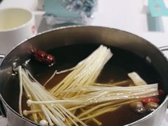 -德天肥牛海鲜火锅(城西银泰店)