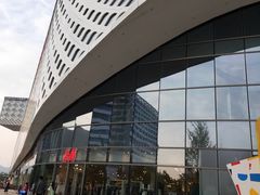 -宝龙城(杭州滨江店)