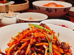 胡萝卜丝炒腊肠-田小狗的饭店(碧桂园店)