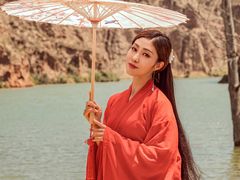 -波浪谷
