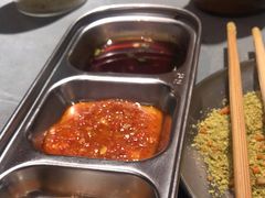 -围炉肉舍•炭烤活鳗•丹东海鲜烤肉(步行街店)