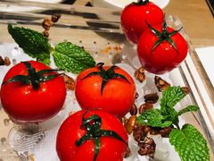 番茄脆菇沙拉-小大董·烤鸭(凤凰汇店)