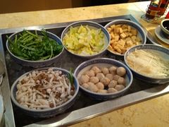 鱼丸-天伦松鹤大饭店·欣妮咖啡