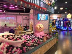 -卡通尼乐园(绿地缤纷城店)