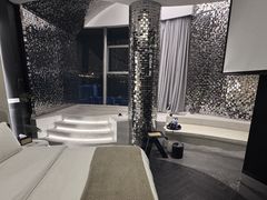 -Yolo私汤温泉设计师酒店(重庆南滨路店)