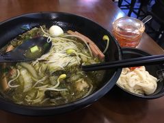 -渝和喵叔米线(南坪万达店)