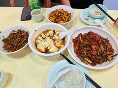 -笨罗卜浏阳菜馆(龙华鹏润达店)