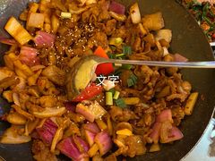 -富正毅三下锅·湘西韵味(天门山索道店)