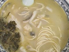 -明呈黄鱼面馆(斜土路店)