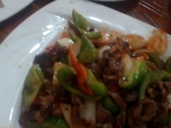 -溢心园香河肉饼总店