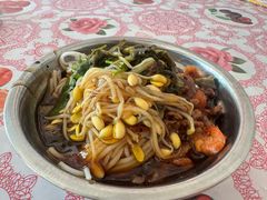 -灵山卢梅燕粉店