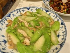 -品悦酒店(三林古镇店)