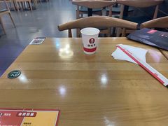 -李先生牛肉面大王(成都东站西广场店)