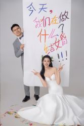 -MAO亲爱的猫婚纱摄影工作室