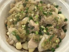 砂锅姜葱焗鸡-东江海鲜酒家(艺都分店)