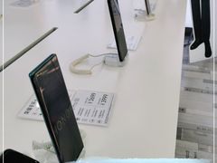 -荣耀授权专卖店(黄浦浙江中路店)