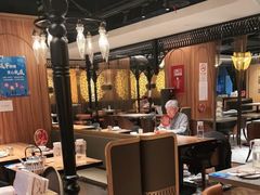 大堂-耶里夏丽·丝路新疆菜·清真食品(徐汇南丹东路臻选店)
