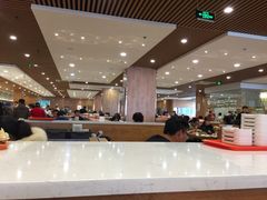 大堂-美食每刻海鲜烤肉火锅自助(大润发店)