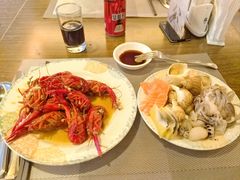 -东华假日酒店自助餐