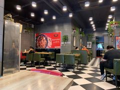 大堂-愉肴麻辣香锅(中山路店)