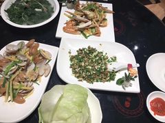 -覃记海鲜美食餐厅