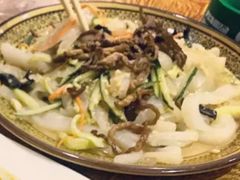 肉丝拉皮-胜泽眼镜烧烤(云霄路直营店)