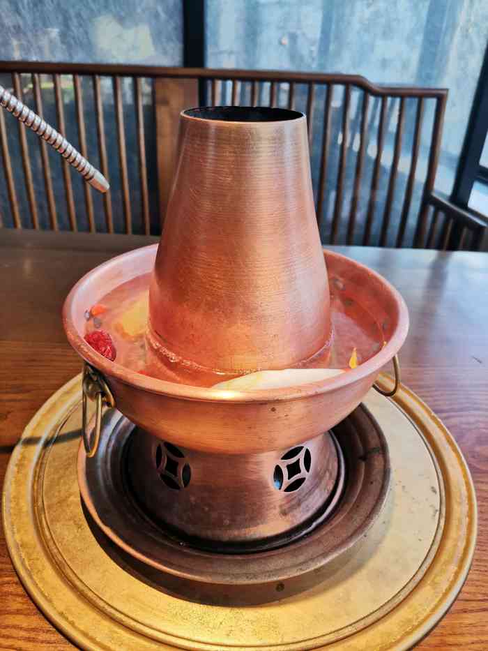 铁瓷涮肉(洋桥店)-"库存库存库存春节前用的五折卷服务很热.