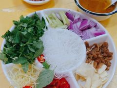 -官塘陈记鱼生·潮汕砂锅粥·牛肉火锅(潮枫路总店)