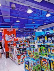 -玩具反斗城(正大广场店)