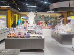 -泡泡玛特POPMART(上海环球港店)