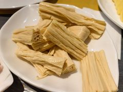 -四季喧黔味豆米火锅(万达广场店)