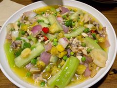 蛙！你青点跳！-二孃鸡爪爪(东风路总店)