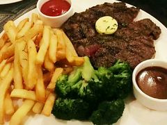 -WOLFGANG PUCK KITCHEN & BAR(迪士尼小镇店)