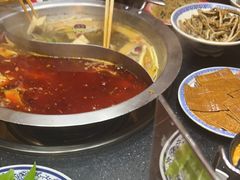 -沸炉重庆老火锅(军事博物馆店)