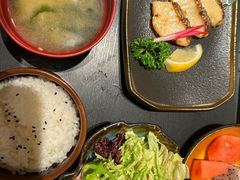 -京旬海鲜放题·铁板烧自助餐厅